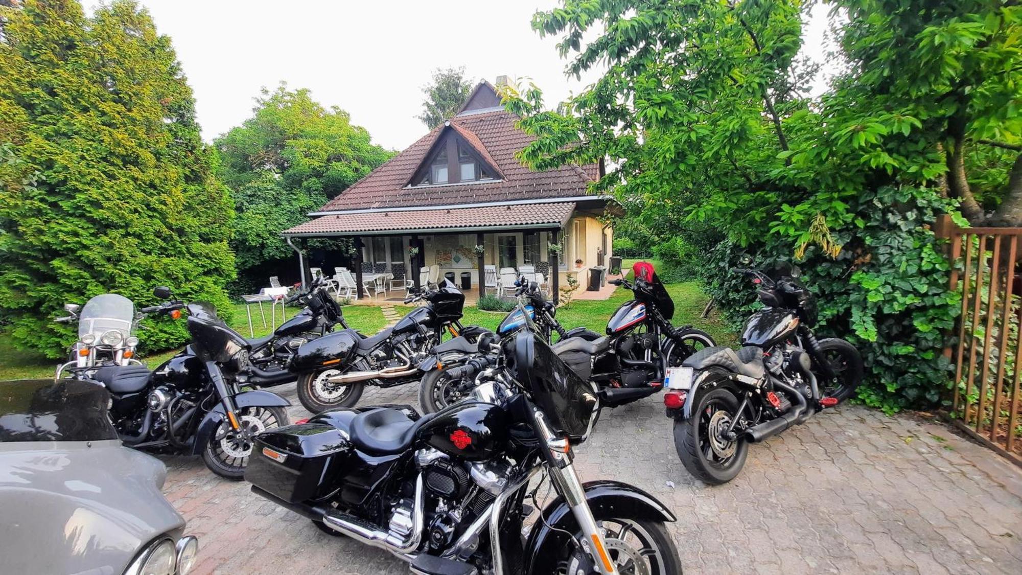Biker Holiday Home Balatonakarattya Dış mekan fotoğraf
